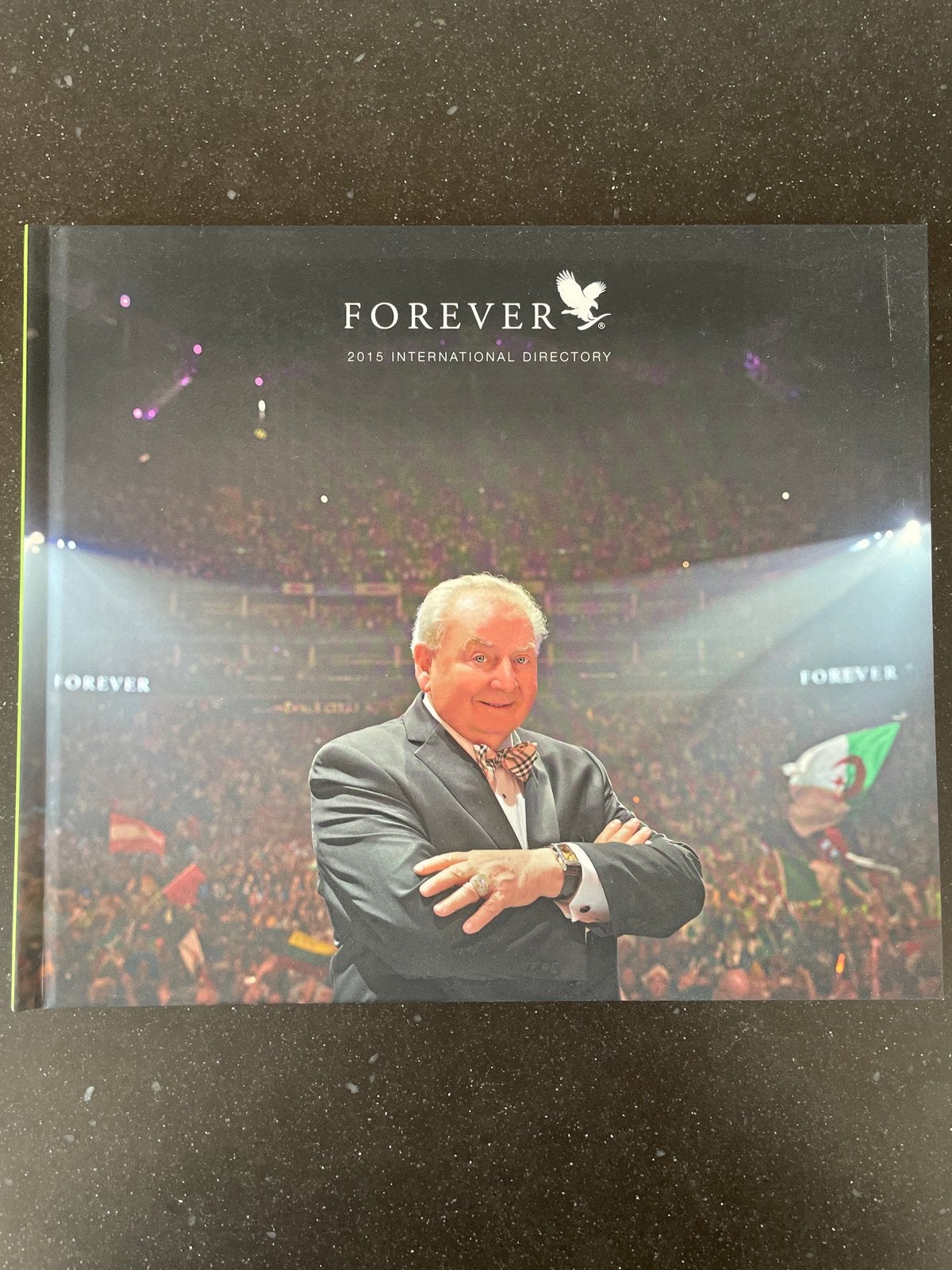 Forever 2015 International Directory Catalogus, Ophalen of Verzenden, Zo goed als nieuw, Catalogus