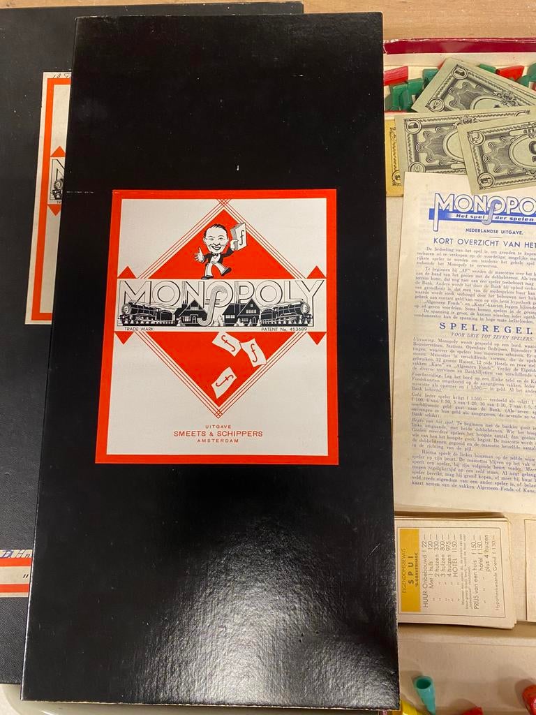 Oud monypoly vintech, Hobby en Vrije tijd, Gezelschapsspellen | Bordspellen, Ophalen of Verzenden, Gebruikt