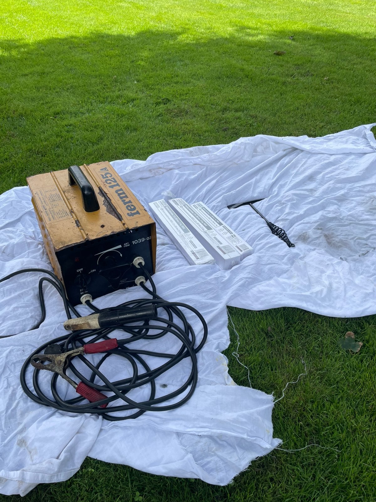 Ferm 125/A elektrode lasapparaar, Doe-het-zelf en Verbouw, Gereedschap | Lasapparaten, Ophalen, Gebruikt, Minder dan 150 ampère