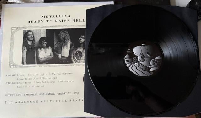 Metallica - Ready To Raise Hell lp, live 1984, Inclusief insert, 1980 - 1989, Ophalen of Verzenden, Zo goed als nieuw