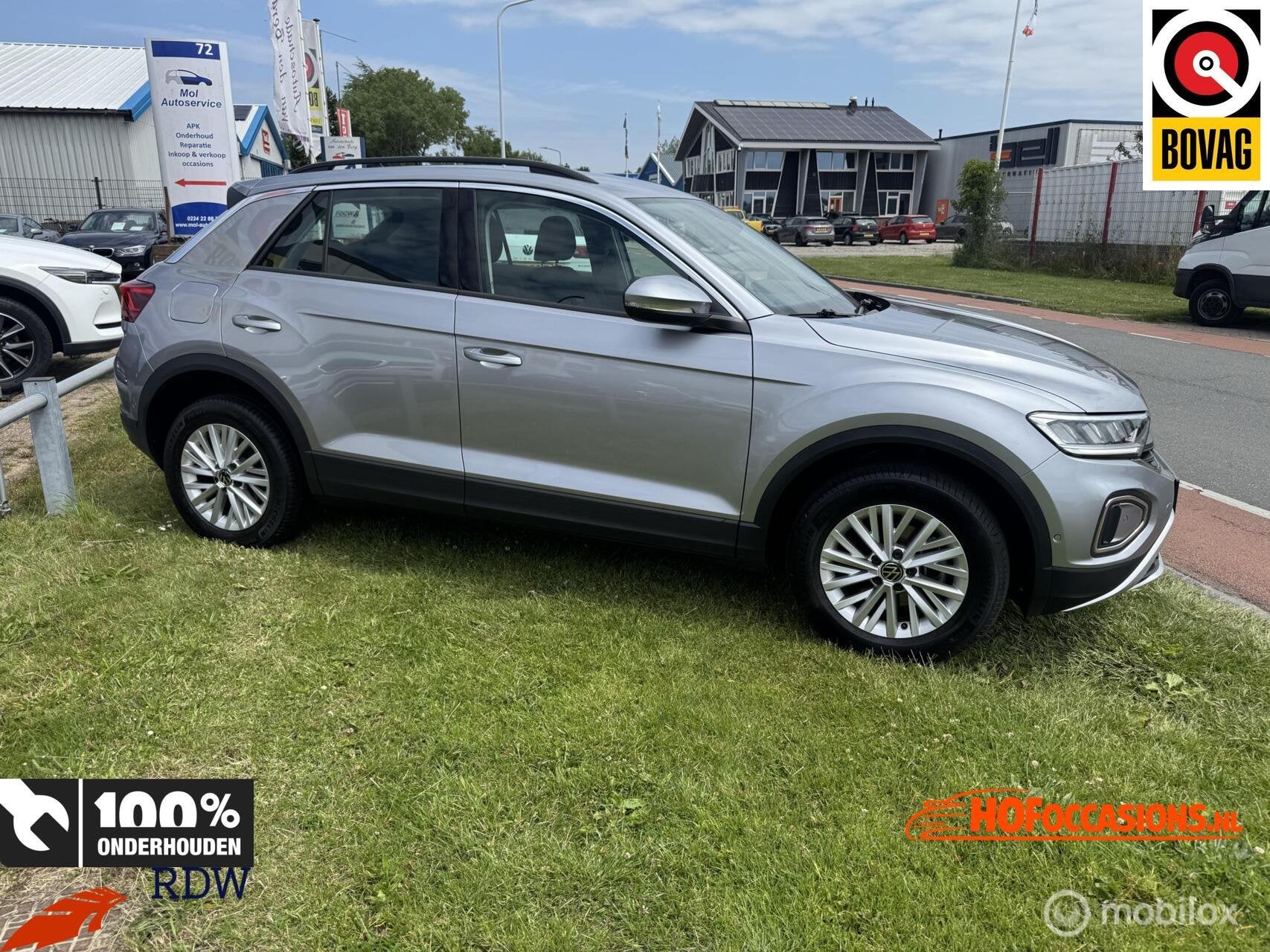 Volkswagen T-Roc 1.5 TSI Life Business ADAPT.CRUISE/CARPLAY/, 1258 kg, Euro 6, 4 cilinders, Bedrijf