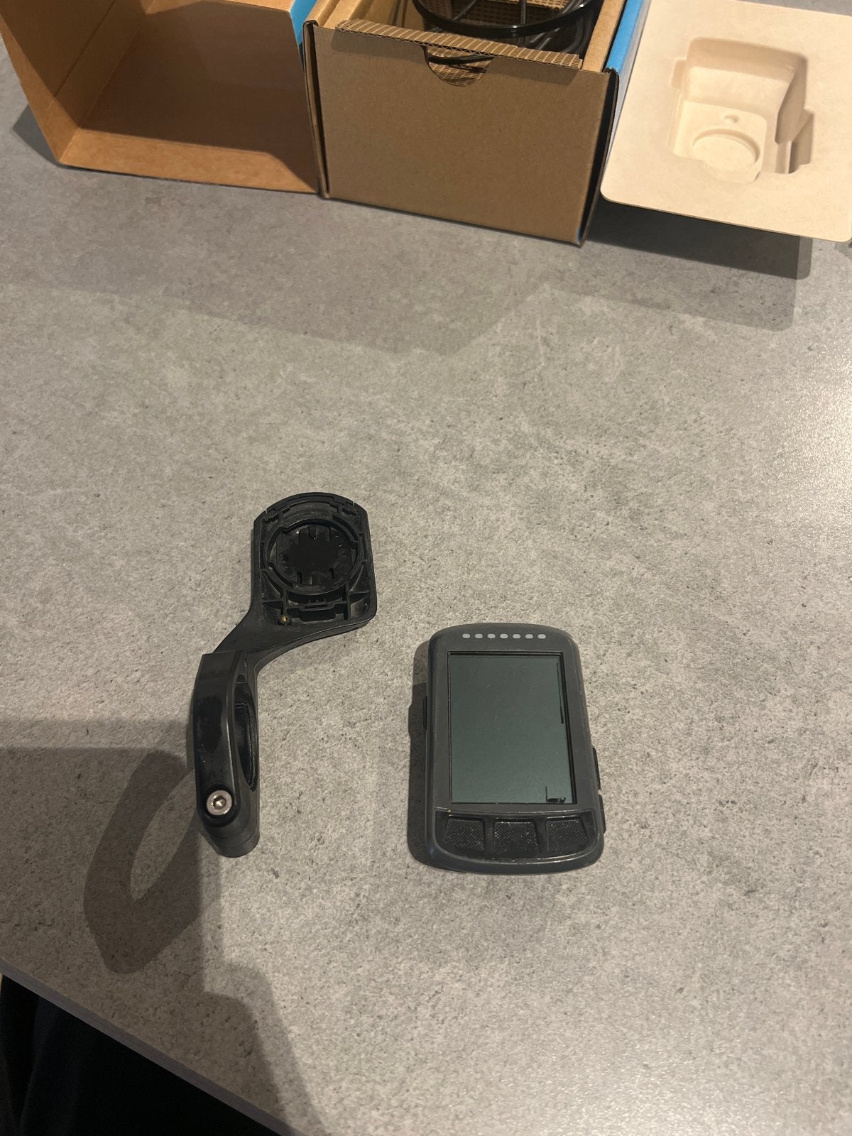 Wahoo Elemnt Bolt V1 fietscomputer met out-front mount, Fietsen en Brommers, Ophalen, GPS, Gebruikt