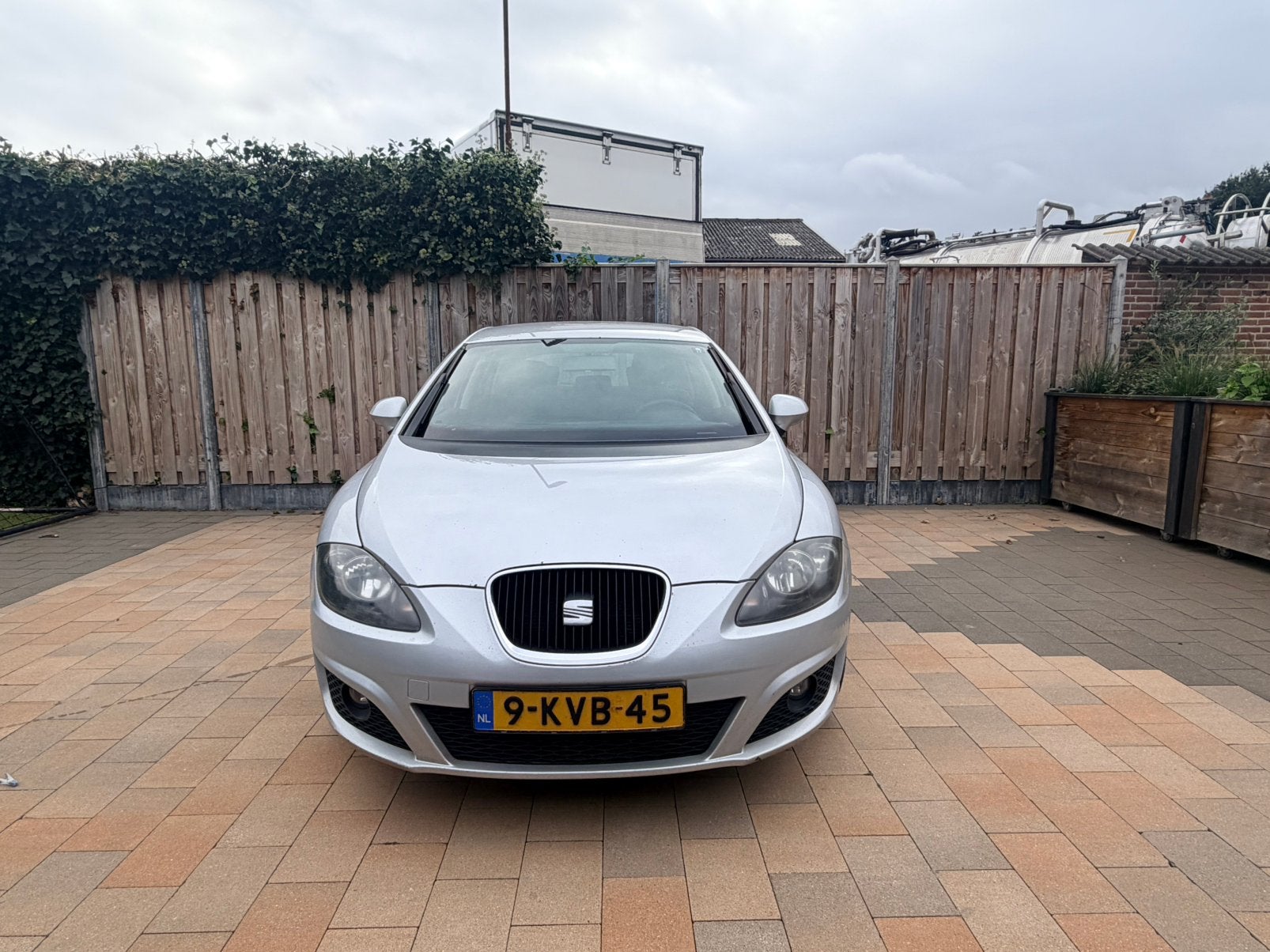 Seat Leon 1.6 TDI 77KW 2012 Grijs, Voorwielaandrijving, 680 kg, 4 cilinders, Leon