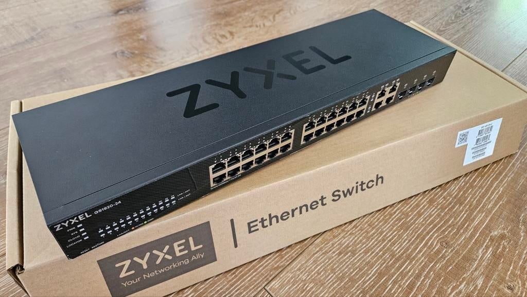 Zyxel GS1920-24V2 24-poorts Gigabit Smart Managed Switch, Ophalen of Verzenden