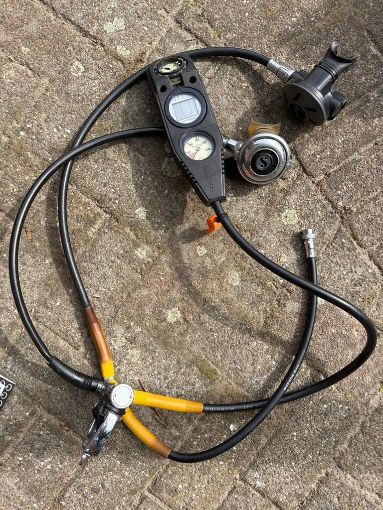 Duikregelaar set met Suunto duikcomputer en kompas, Watersport en Boten, Ophalen of Verzenden, Gebruikt, Overige typen