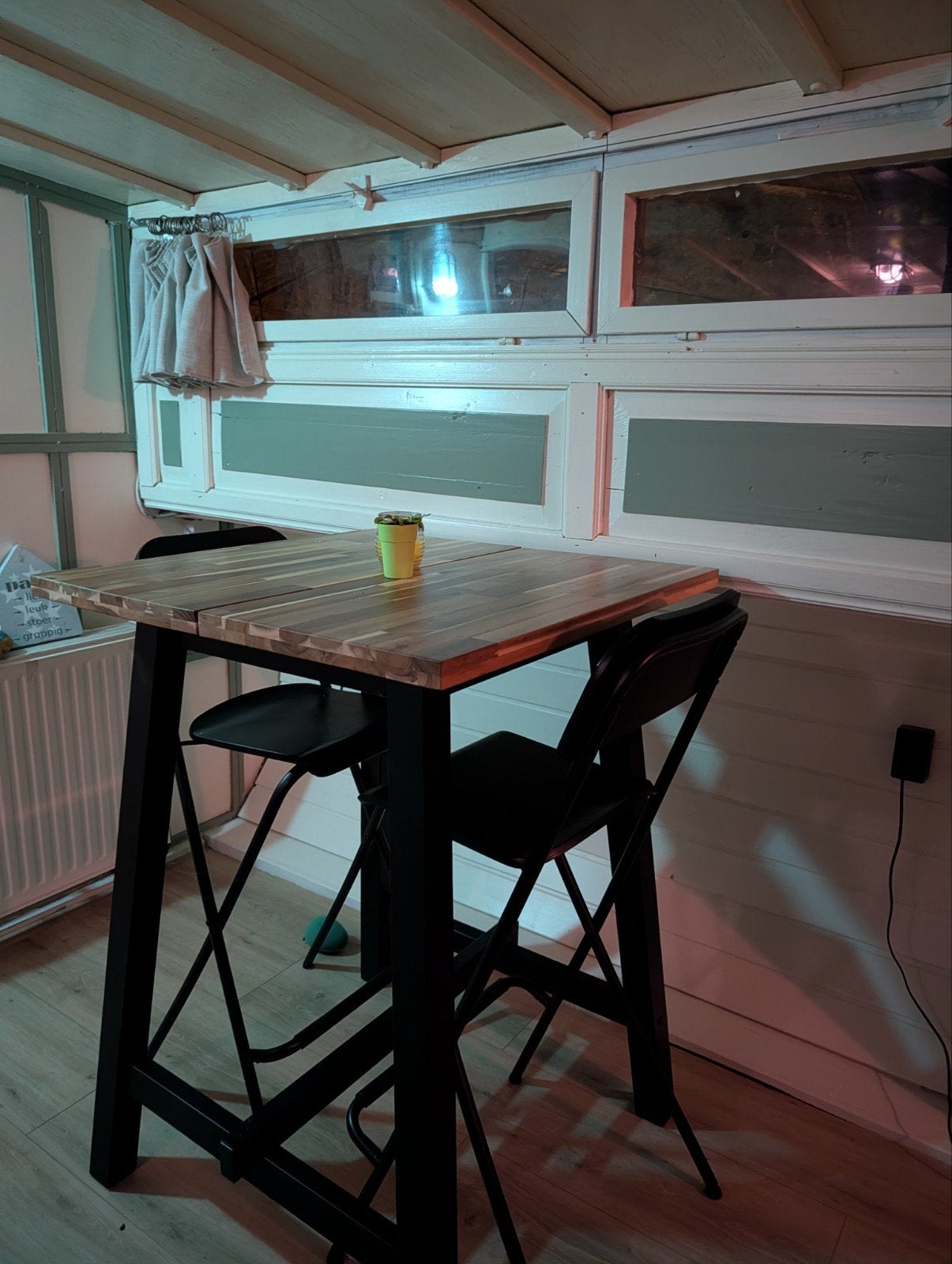 IKEA hoge tafel met 2 stoelen, Ophalen, Gebruikt