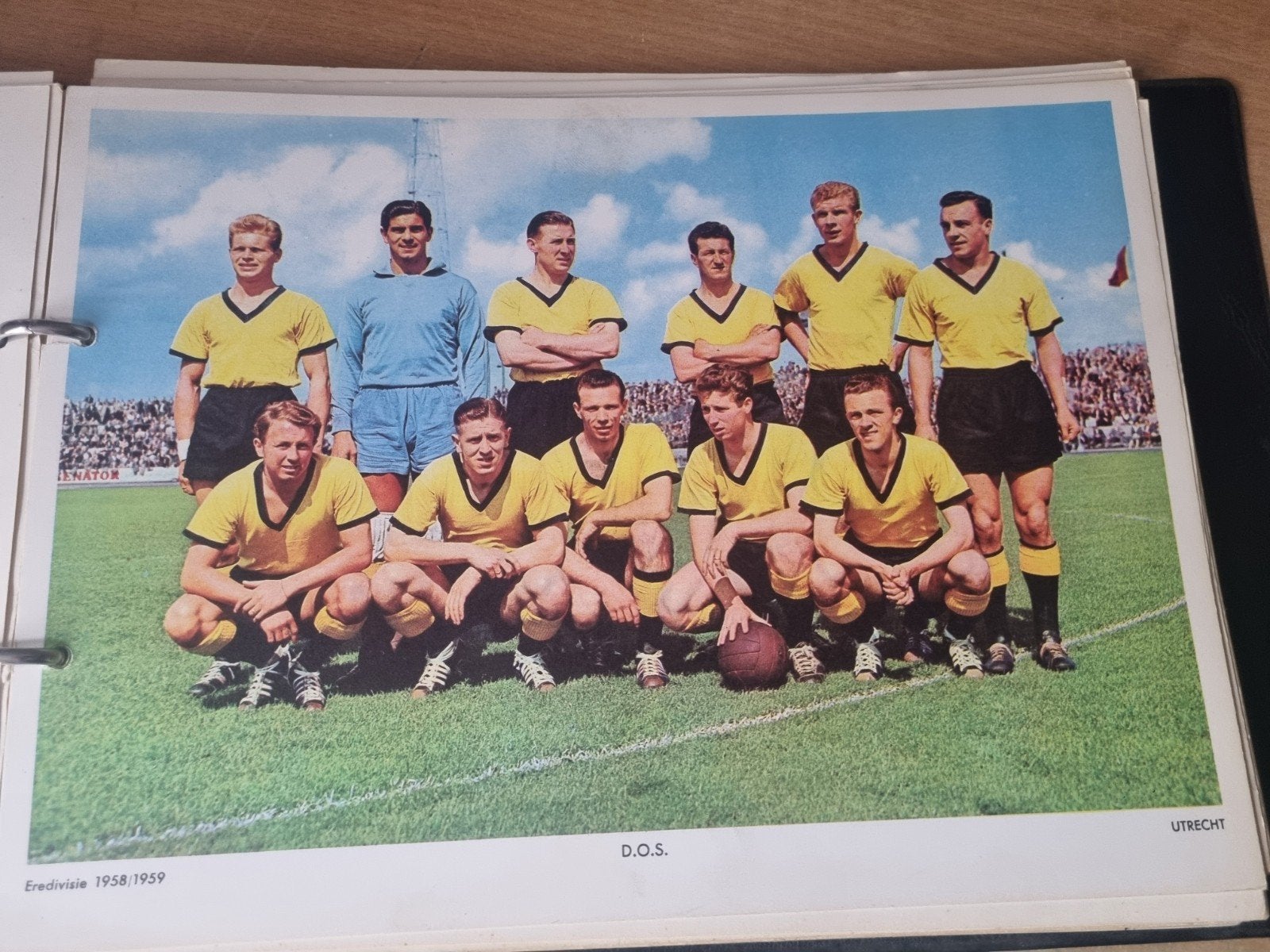 Vintage ESSO voetbalplaat DOS 1958, Ophalen of Verzenden