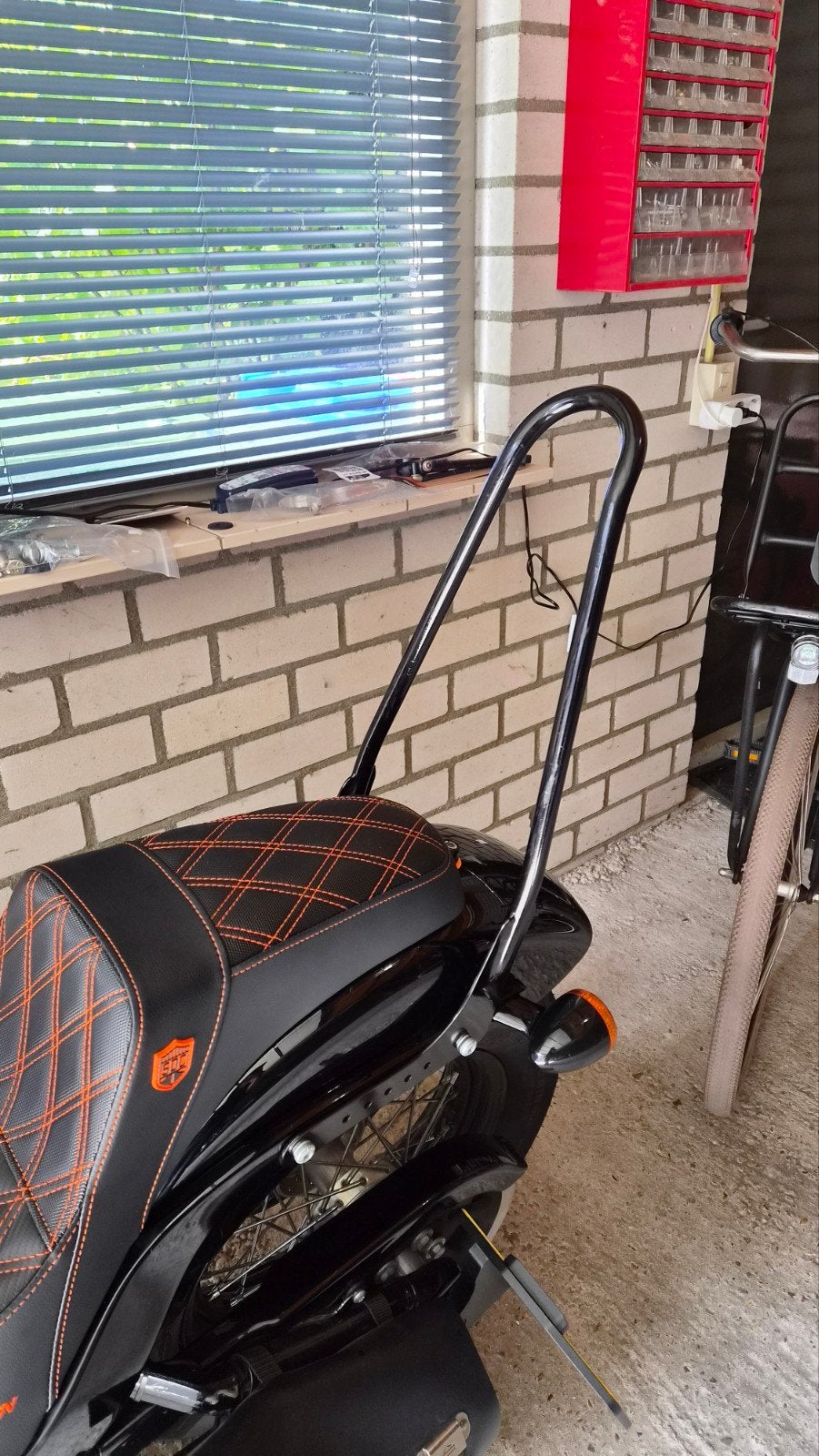 Harley Davidson Sissy Bar - Zwart, Motoren, Ophalen of Verzenden, Gebruikt