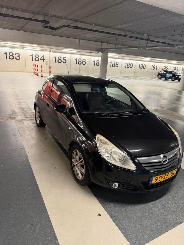 Opel Corsa 2008 Zwart, Auto's, Opel, Zwart, 1364 cc, Corsa, 1040 kg
