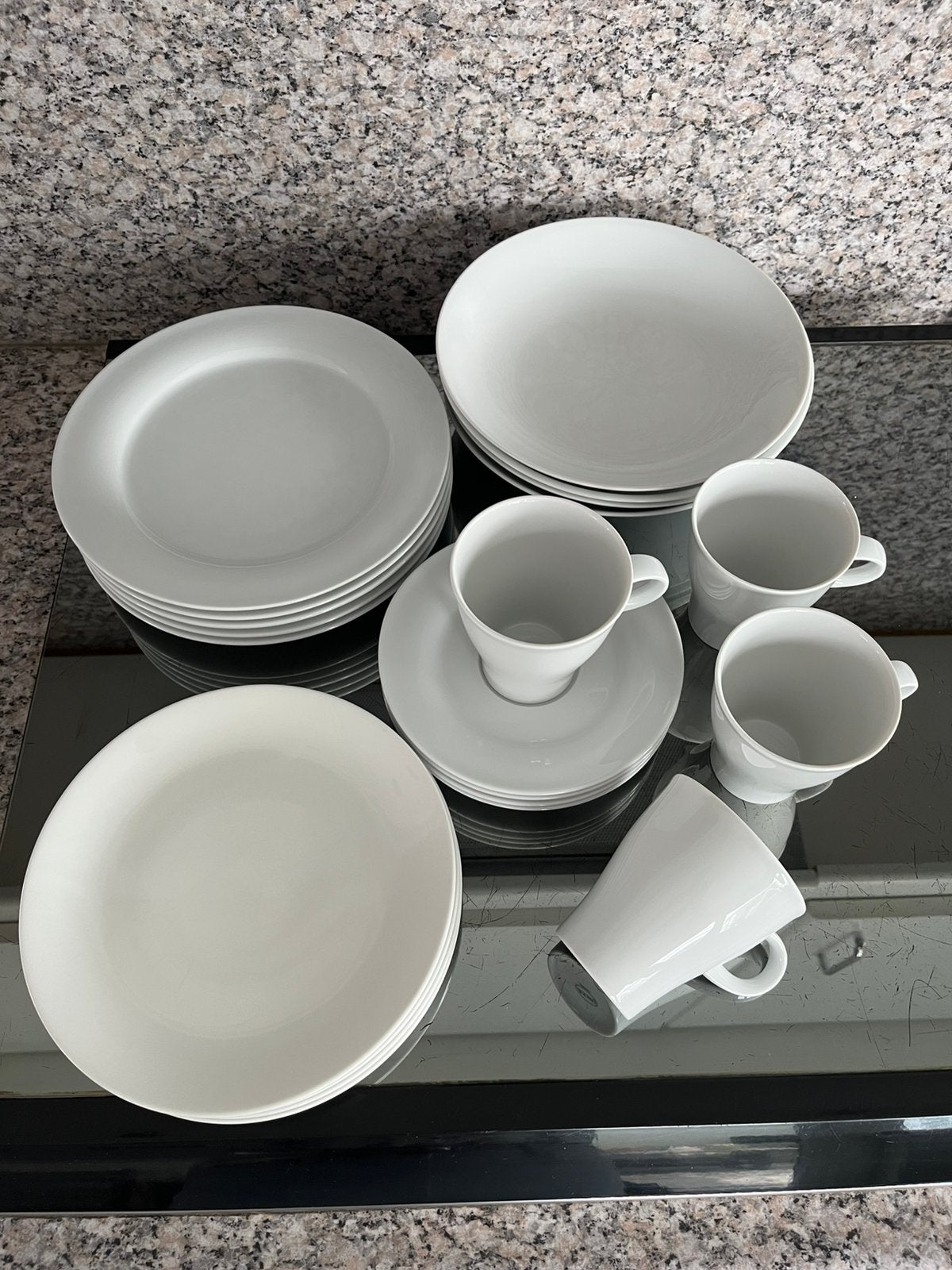 4-delig wit servies van het merk Arzberg Germany, Huis en Inrichting, Ophalen of Verzenden, Zo goed als nieuw, Arzberg, Klassiek