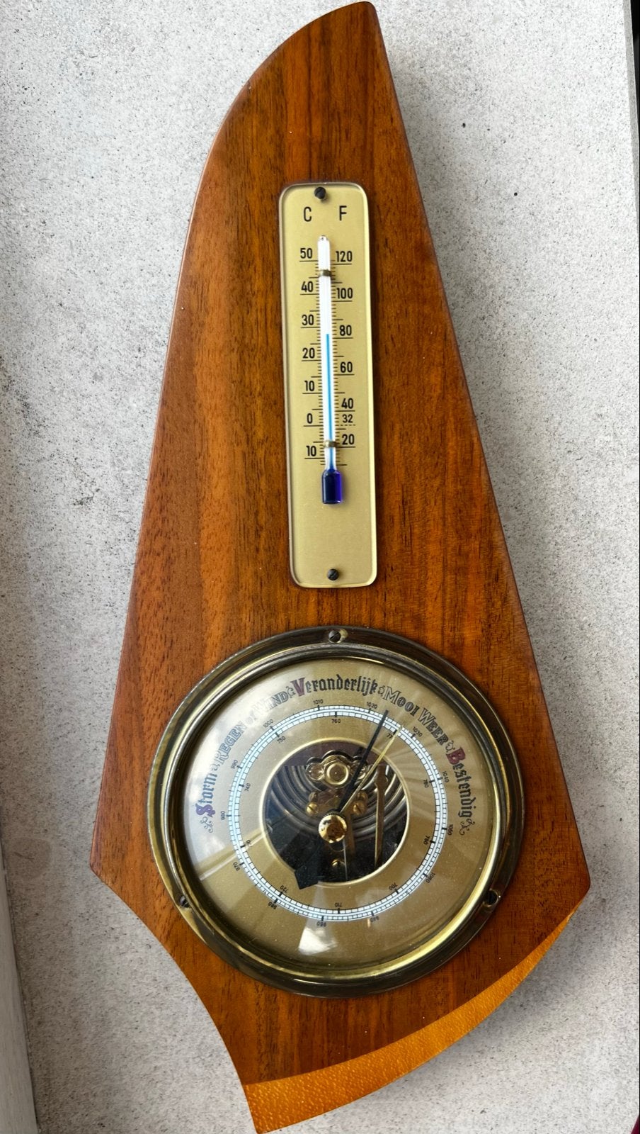 Vintage Weerstation met Barometer en Thermometer - Hout, Audio, Tv en Foto, Weerstations en Barometers, Ophalen, Gebruikt, Weerstation