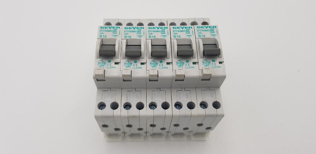 Geyer Groepenkast Aardlekautomaat B16 30mA 230V 1M (5x), Hobby en Vrije tijd, Elektronica-componenten, Gebruikt, Onbekend, Ophalen of Verzenden