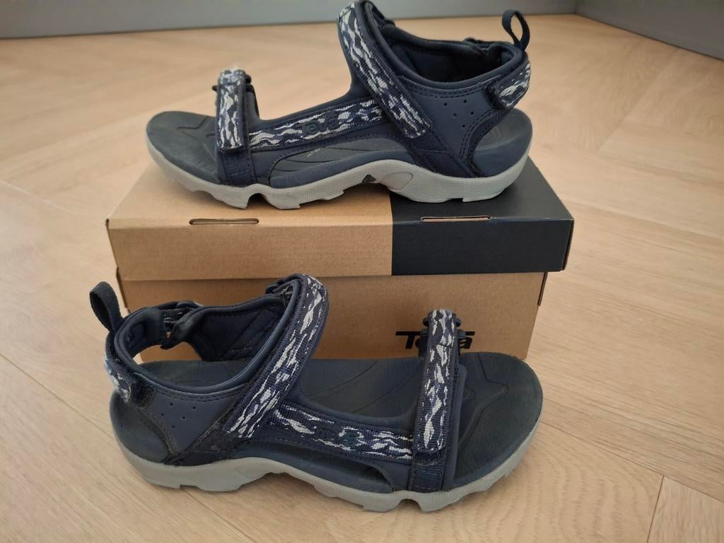 Teva sandalen maat 37 - Zo goed als nieuw, Jongen of Meisje, Schoenen, Zo goed als nieuw, Teva
