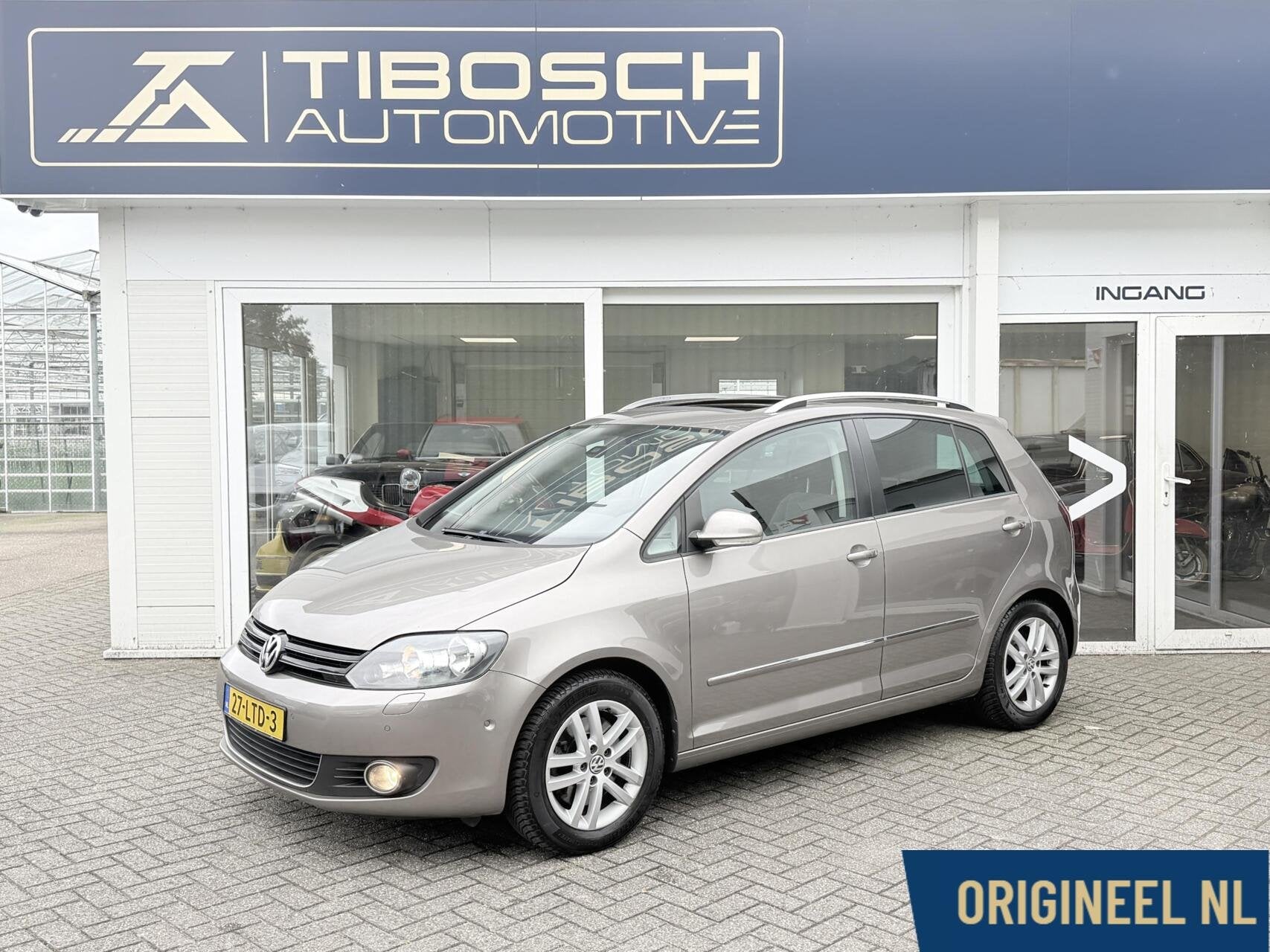 Volkswagen Golf Plus 1.4 TSI Aut Highline Schuifdak Trekhaak, Euro 5, Parkeerassistent, Gebruikt, 4 cilinders