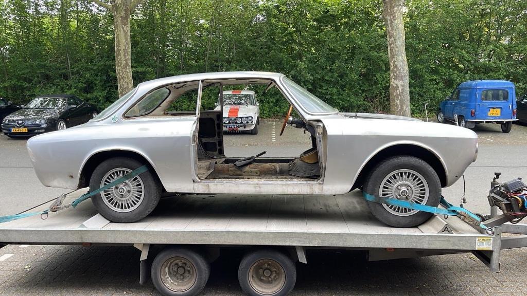 Alfa Romeo 1750 GTV 1e serie 1969: perfect restauratieobject, Auto's, Alfa Romeo, Bedrijf, GTV, Benzine, Coupé, Handgeschakeld