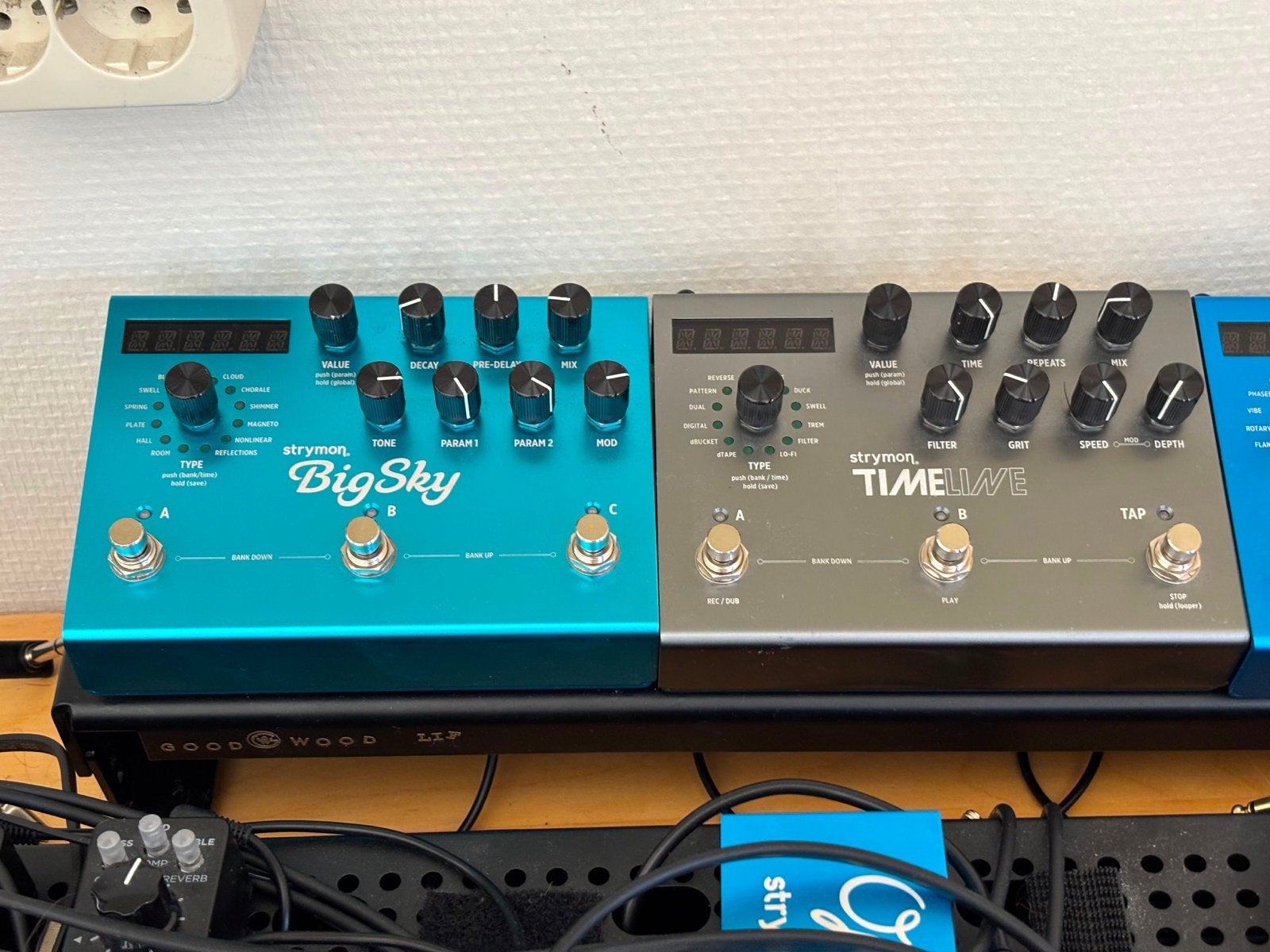 Strymon TimeLine Delay + Bigsky Reverb, Muziek en Instrumenten, Effecten, Ophalen of Verzenden, Zo goed als nieuw, Delay of Echo