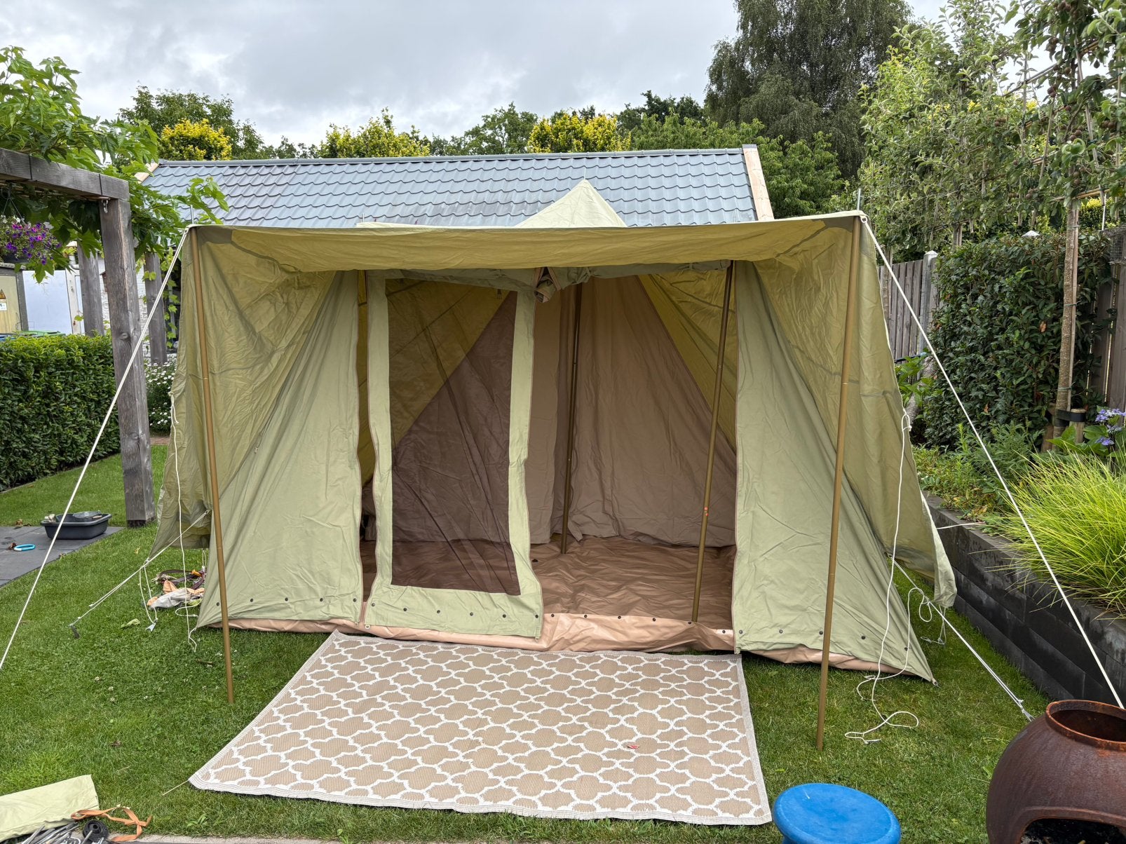Grutto de Waard tent 4 persoons, Ophalen, Zo goed als nieuw