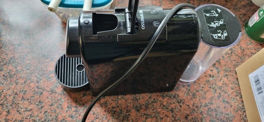 Gratis nespresso, Ophalen, Gebruikt, Espresso apparaat, 2 tot 4 kopjes