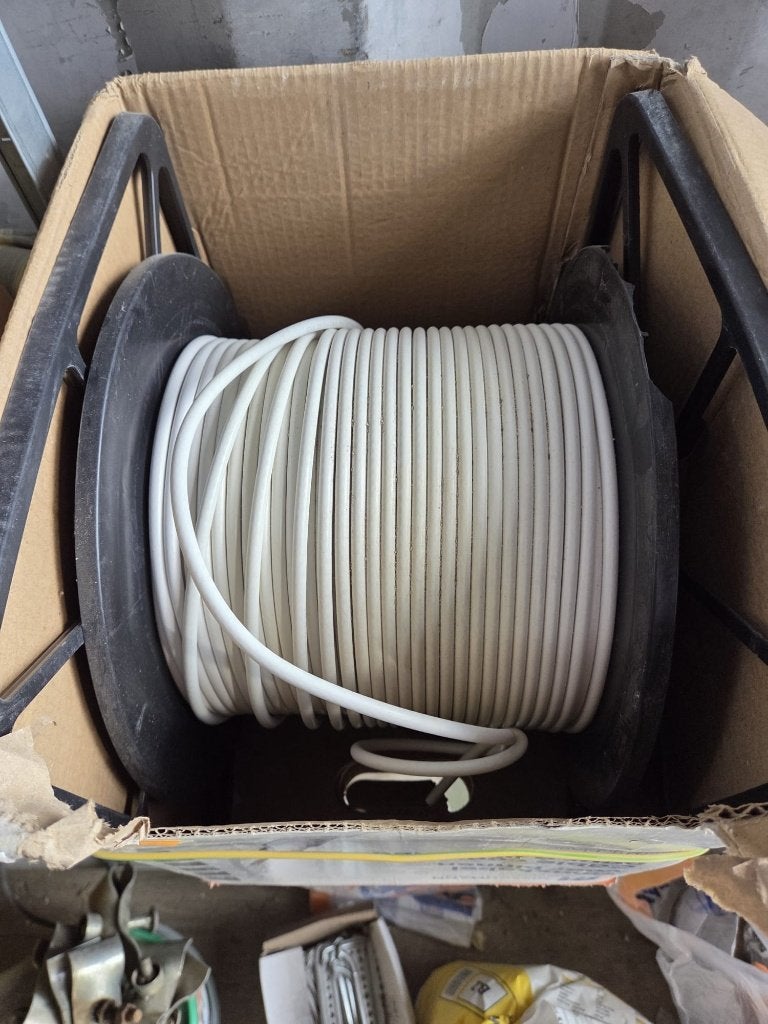 Coaxkabel voor tv/internet, Ophalen, Zo goed als nieuw, 10 meter of meer, Coaxiale kabel
