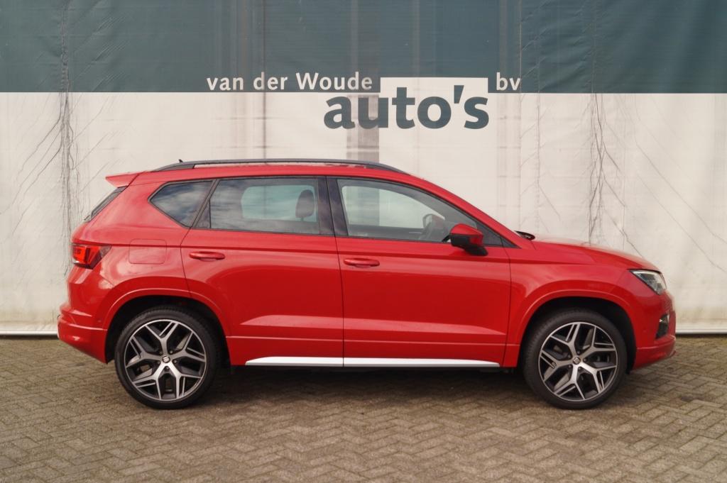 SEAT Ateca 1.5 TSI 150pk DSG FR Business Intense -LEER-DIGI-, Lichtsensor, 4 cilinders, 150 pk, Ateca