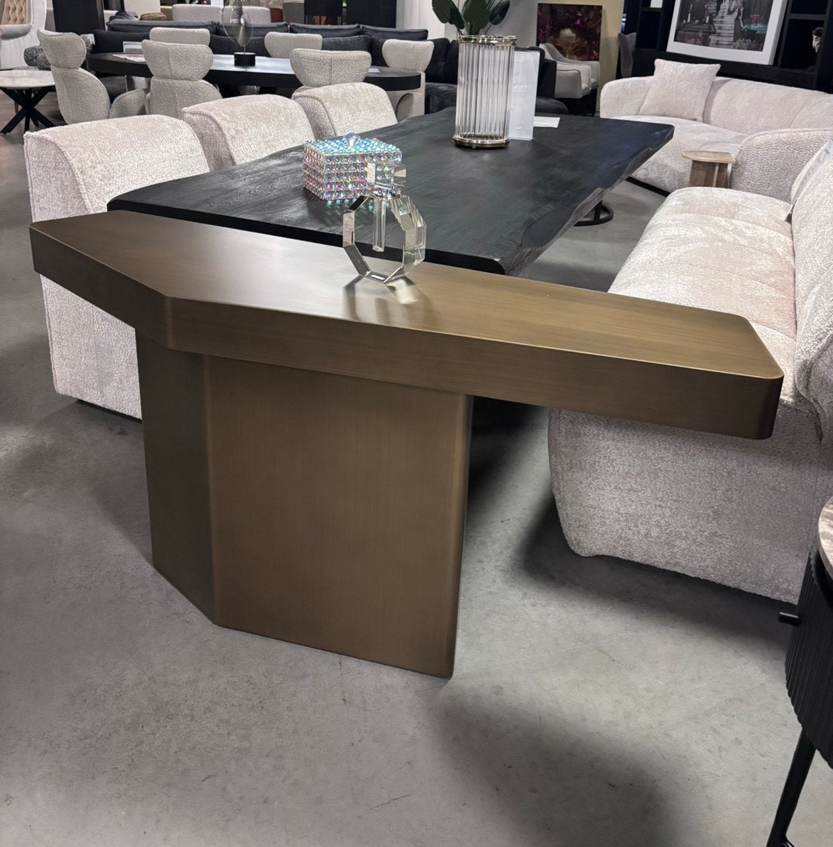 Richmond Interiors sidetable Hexa SHOWROOM OPRUIMING, Huis en Inrichting, Ophalen, 100 tot 150 cm, Nieuw, 25 tot 50 cm