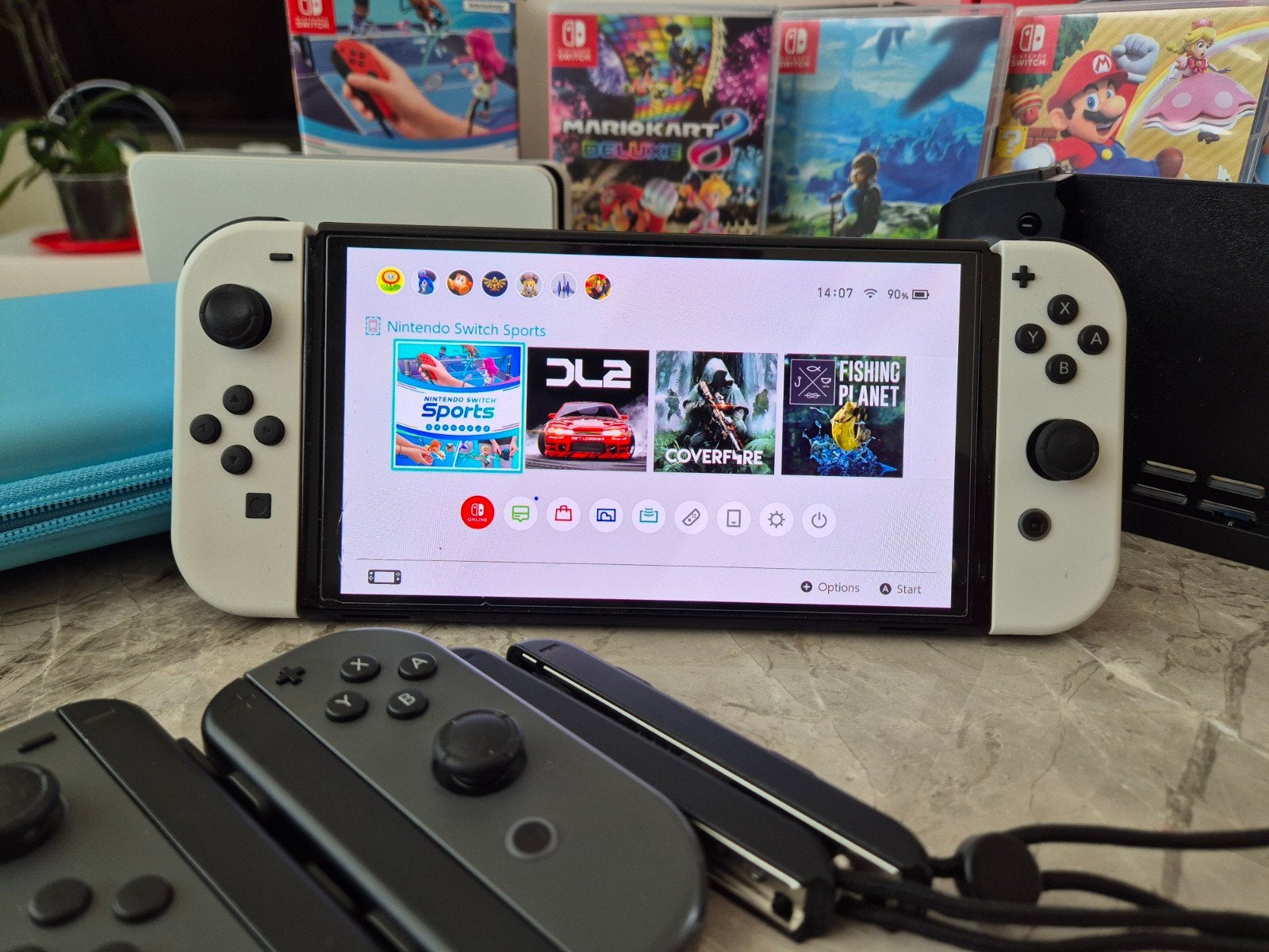 Nintendo Switch OLED –Mega set + 5 games + Nitro Deck, Spelcomputers en Games, Ophalen of Verzenden, Zo goed als nieuw, Switch OLED