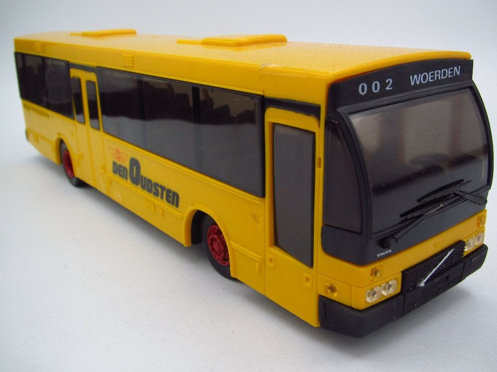 AHC Models - Volvo BM10 Bus Den Oudsten 1:43, Hobby en Vrije tijd, Modelauto's | 1:43, Ophalen of Verzenden, Zo goed als nieuw