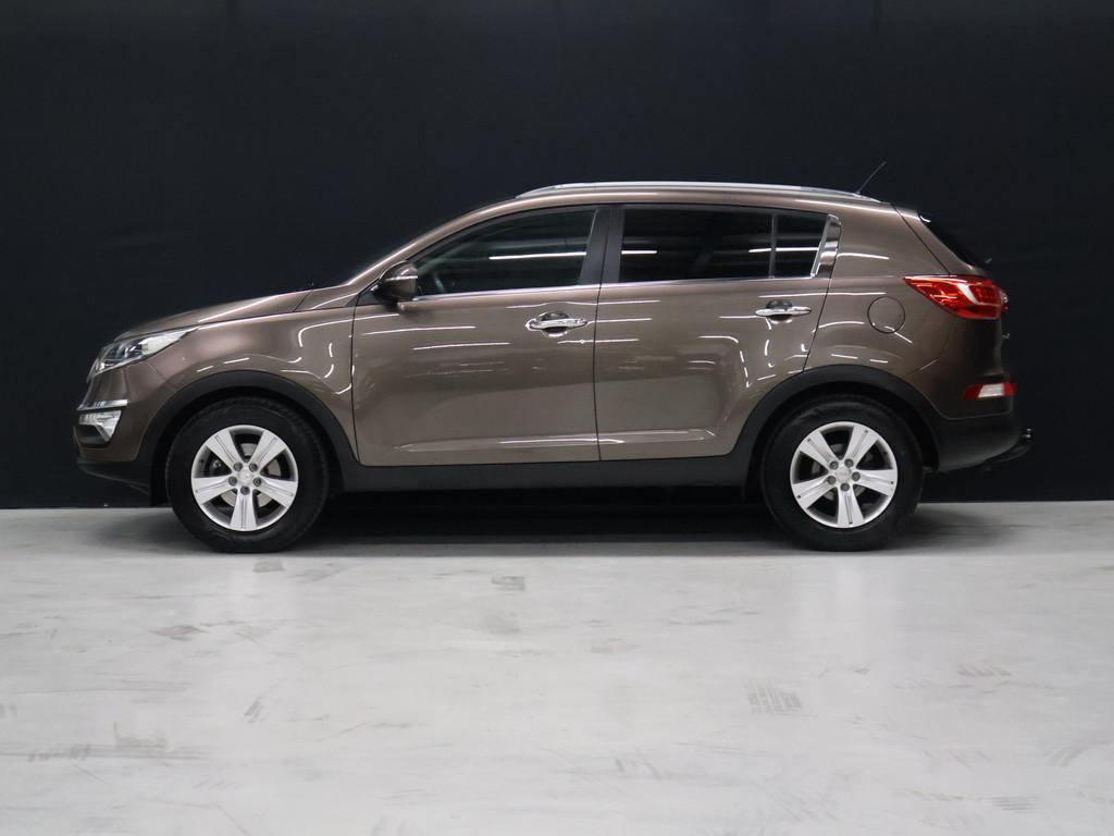 Kia Sportage 1.6 GDI Plus Pack [TREKHAAK, APPLE CARPLAY, CAM, Voorwielaandrijving, Euro 5, 4 cilinders, Bruin