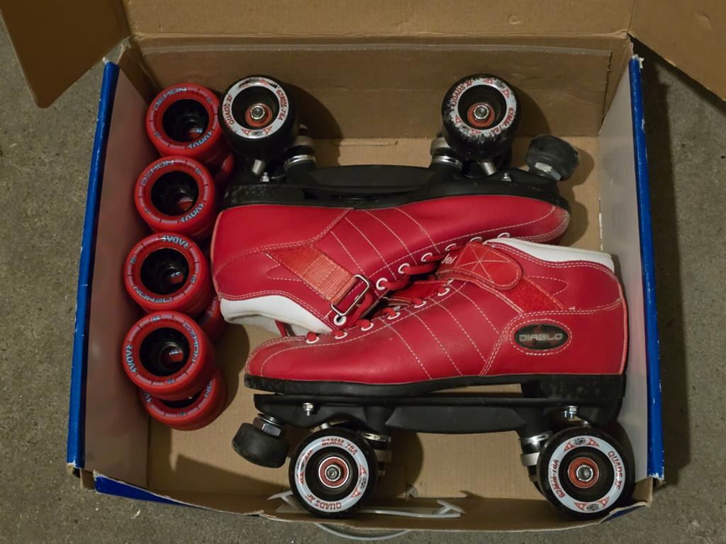 Rolschaatsen,  geschikt voor roller derby, Ophalen of Verzenden, Zo goed als nieuw