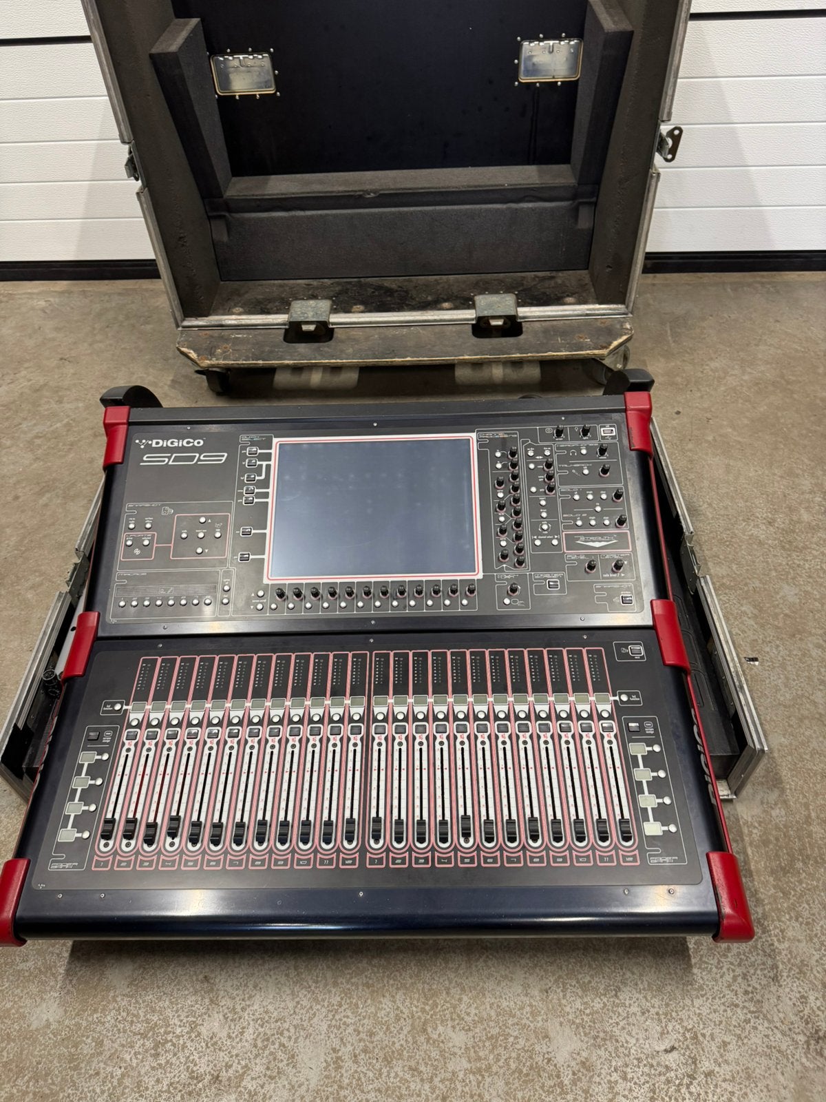Digico SD9 core2 2 x psu, Ophalen, Zo goed als nieuw