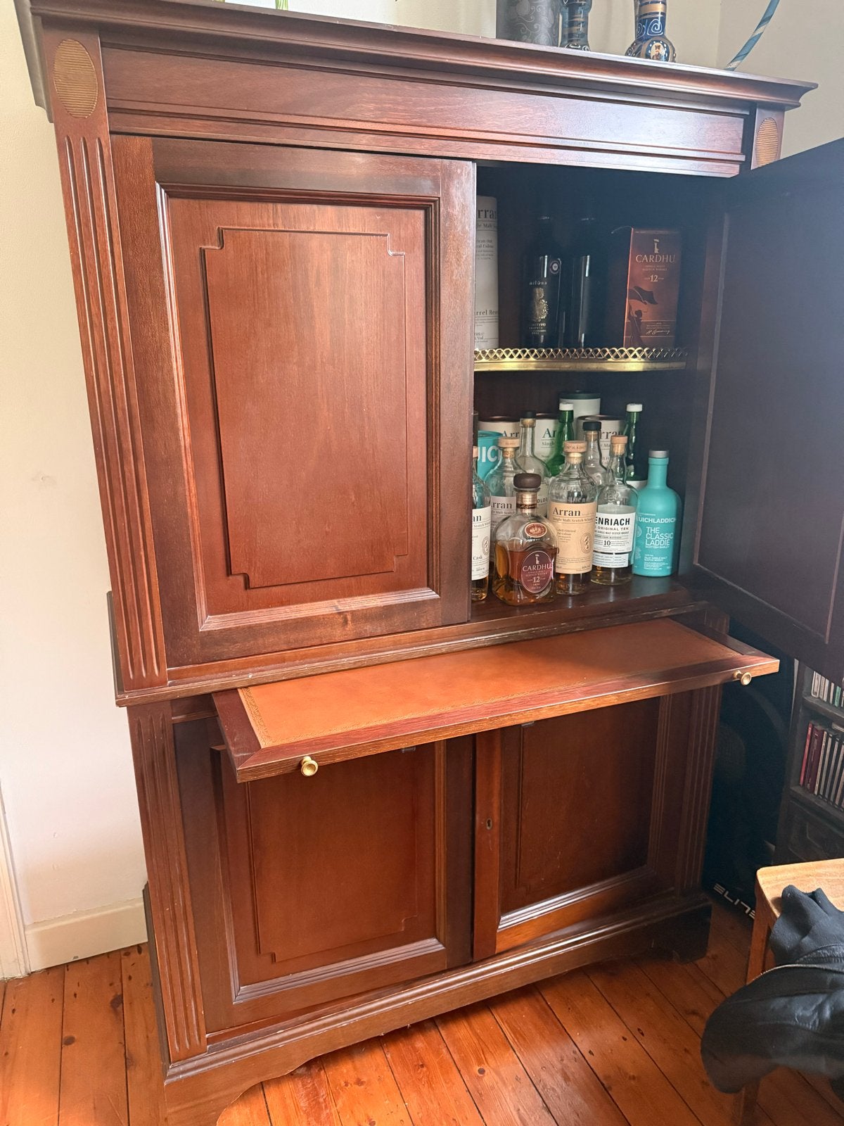 Antieke drankenkast / secretaire mahonie. Loeizwaar!, Antiek en Kunst, Antiek | Meubels | Kasten, Ophalen of Verzenden