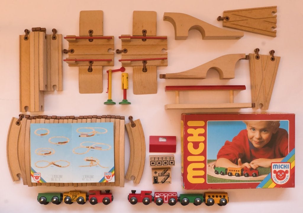 BRIO/MICKI houten treinbaan set, Ophalen of Verzenden, Zo goed als nieuw, Overige typen