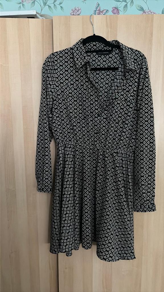 Lofty Manner Jurk Zwart/Wit Patroon Maat L, Kleding | Dames, Jurken, Zwart, Maat 42/44 (L), Ophalen of Verzenden, Zo goed als nieuw