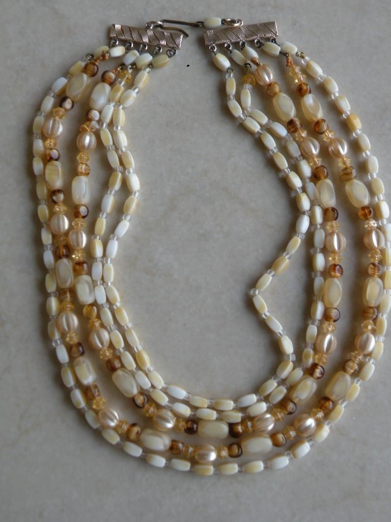 Halssnoer met 5 rijen kralen. Antiek., Sieraden, Tassen en Uiterlijk, Antieke sieraden, Ophalen of Verzenden, Overige materialen