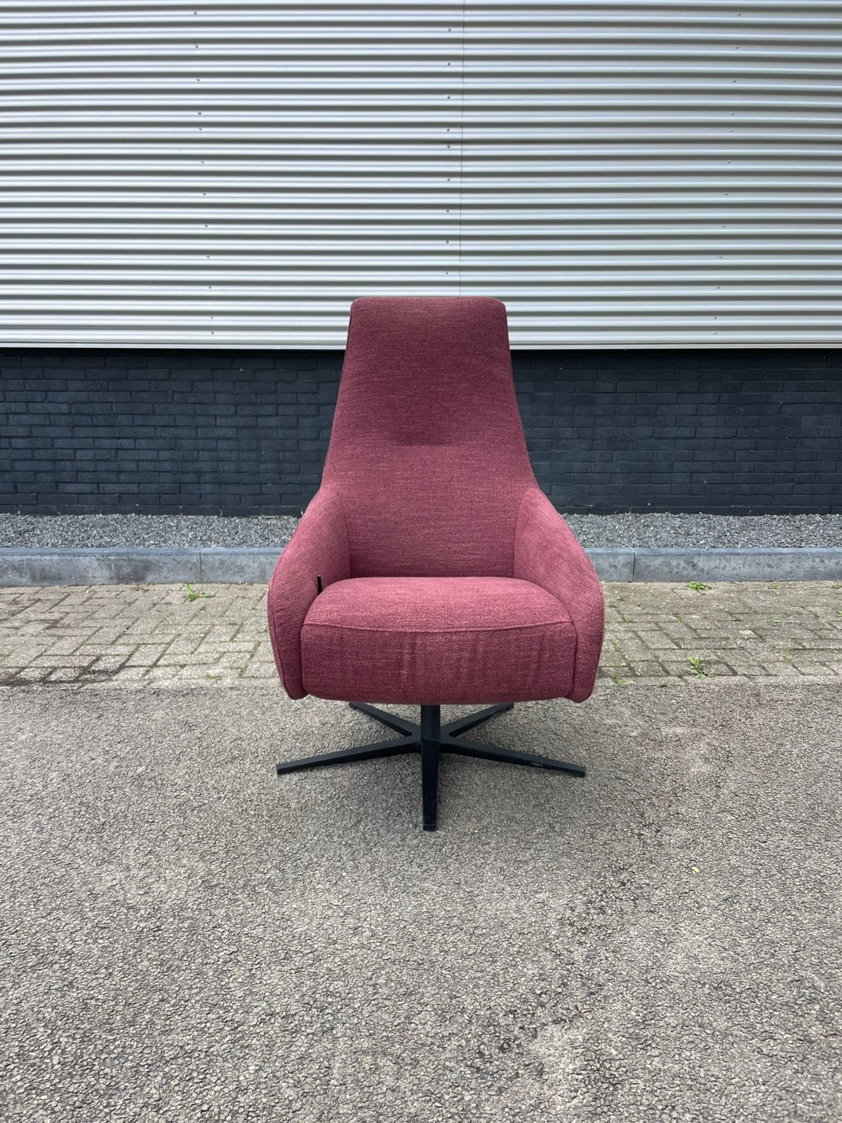 Mooie prominent relax fauteuil / relax stoel rood XL, Minder dan 75 cm, Ophalen of Verzenden, 50 tot 75 cm, A