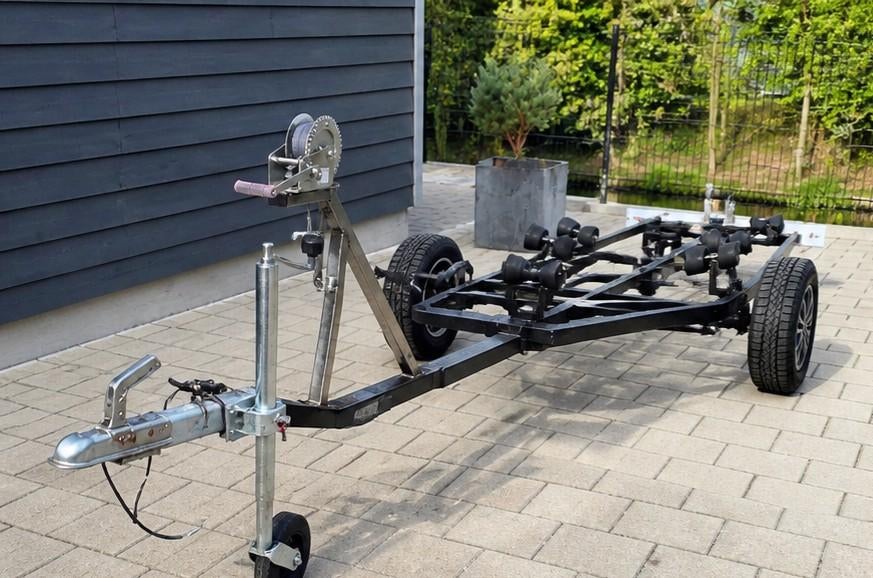 boottrailer, Watersport en Boten, Boottrailers, Gebruikt, Overige typen, Minder dan 1500 kg, Minder dan 6 meter, Met rollen, Ophalen