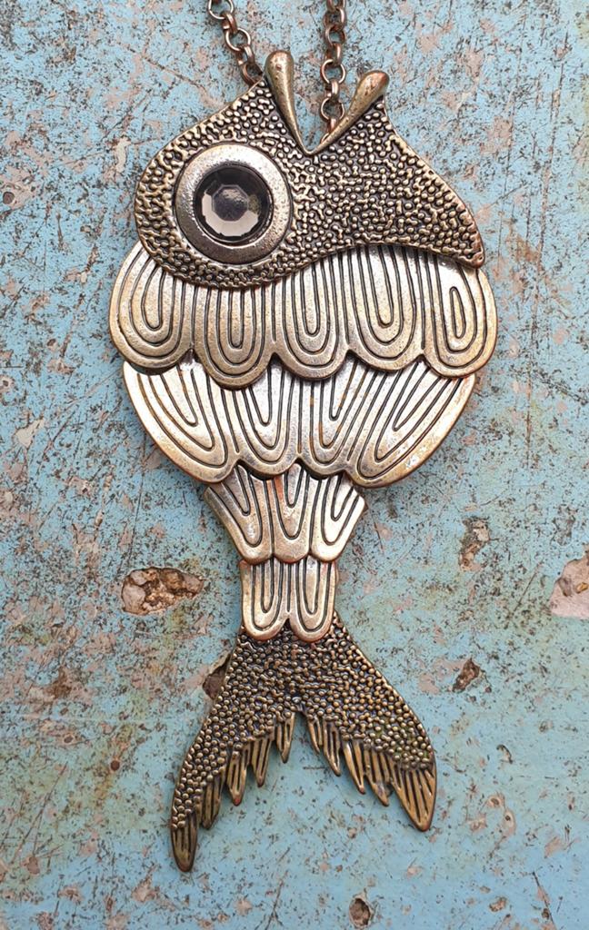 Vintage zilverkleurige ketting met grote vishanger, Ophalen, Overige materialen, Gebruikt, Met strass