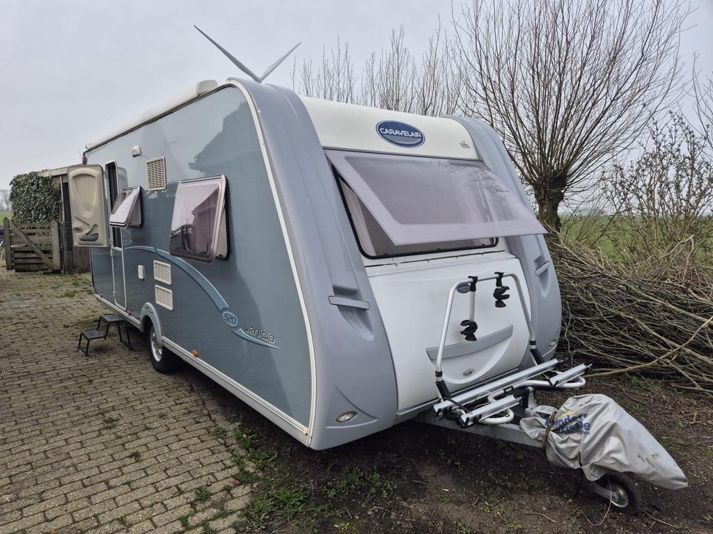 Caravelair Venicia 520, Particulier, 5 tot 6 meter, 1250 - 1500 kg, Caravelair