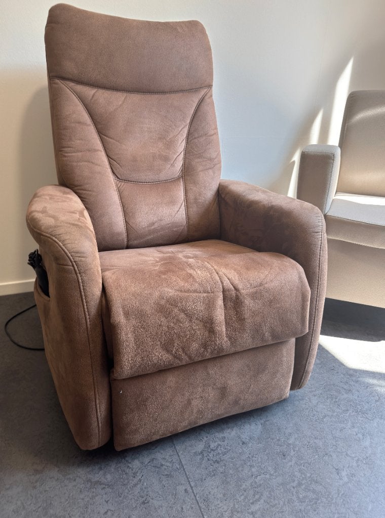 sta op stoel, Huis en Inrichting, Fauteuils, Zo goed als nieuw, Stof, 75 tot 100 cm, 100 tot 125 cm, Ophalen