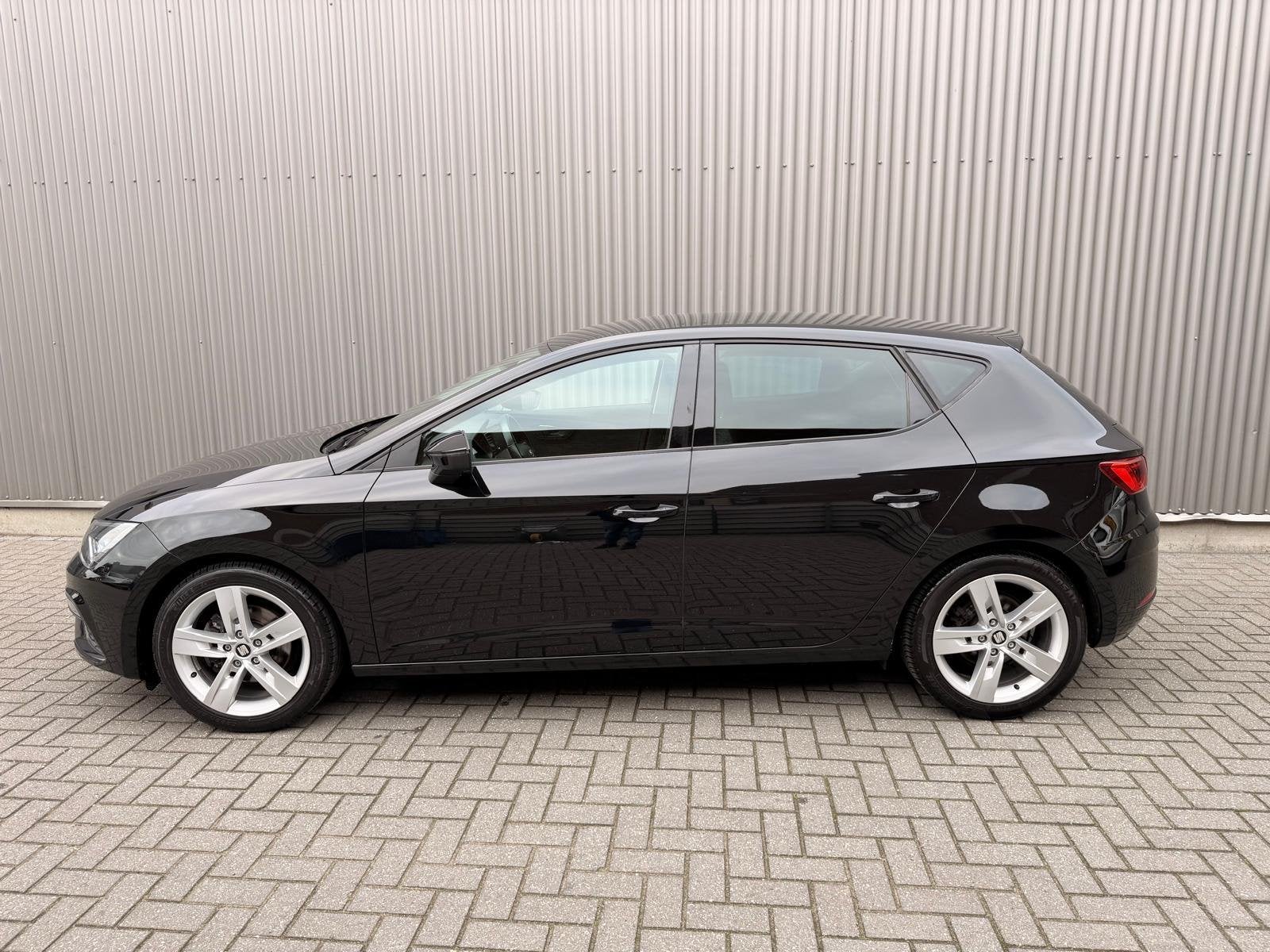 Seat Leon 1.4 EcoTSI FR Business Intense Apple carplay|Adapt, Auto's, Gebruikt, 4 cilinders, 150 pk, Zwart