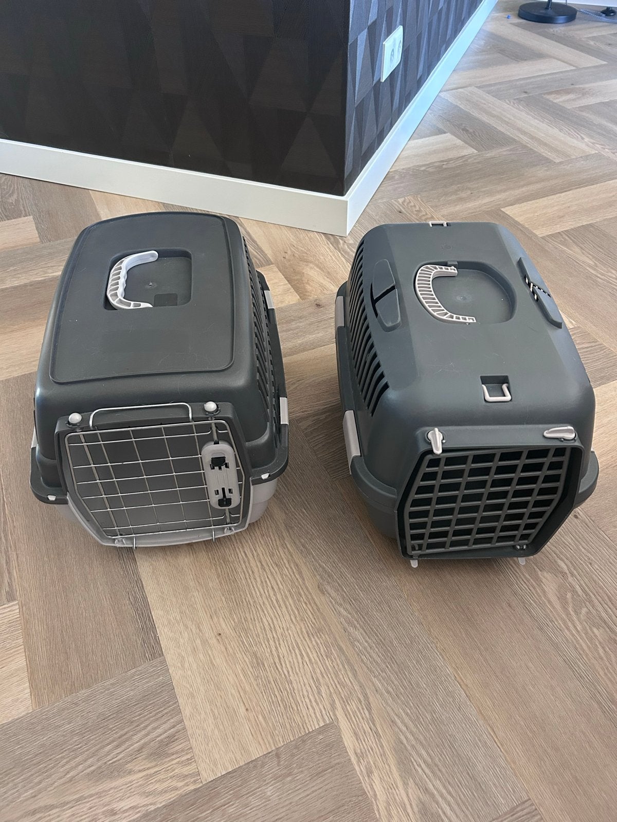 2 huisdier reismandjes, Ophalen, Zo goed als nieuw
