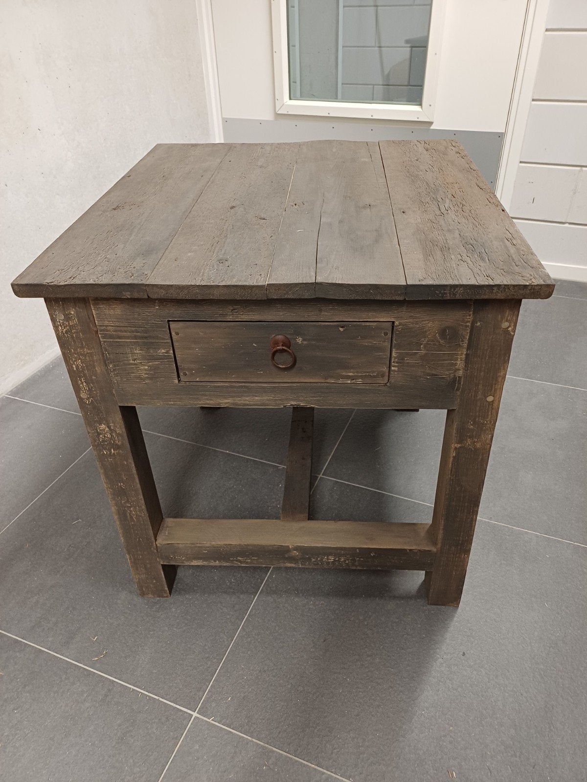 Bijzettafel van oud hout, Huis en Inrichting, Ophalen, Zo goed als nieuw, Rechthoekig, 60 cm of meer