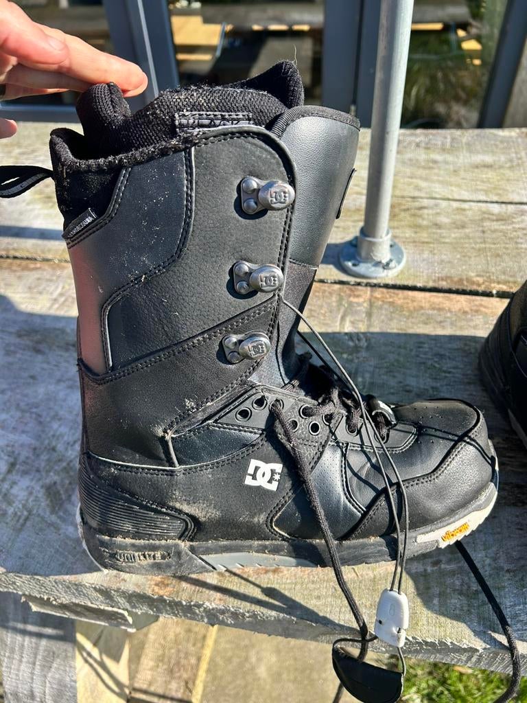 DC snowboardschoenen maat 43, Sport en Fitness, Snowboarden, Ophalen of Verzenden, Gebruikt, Schoenen