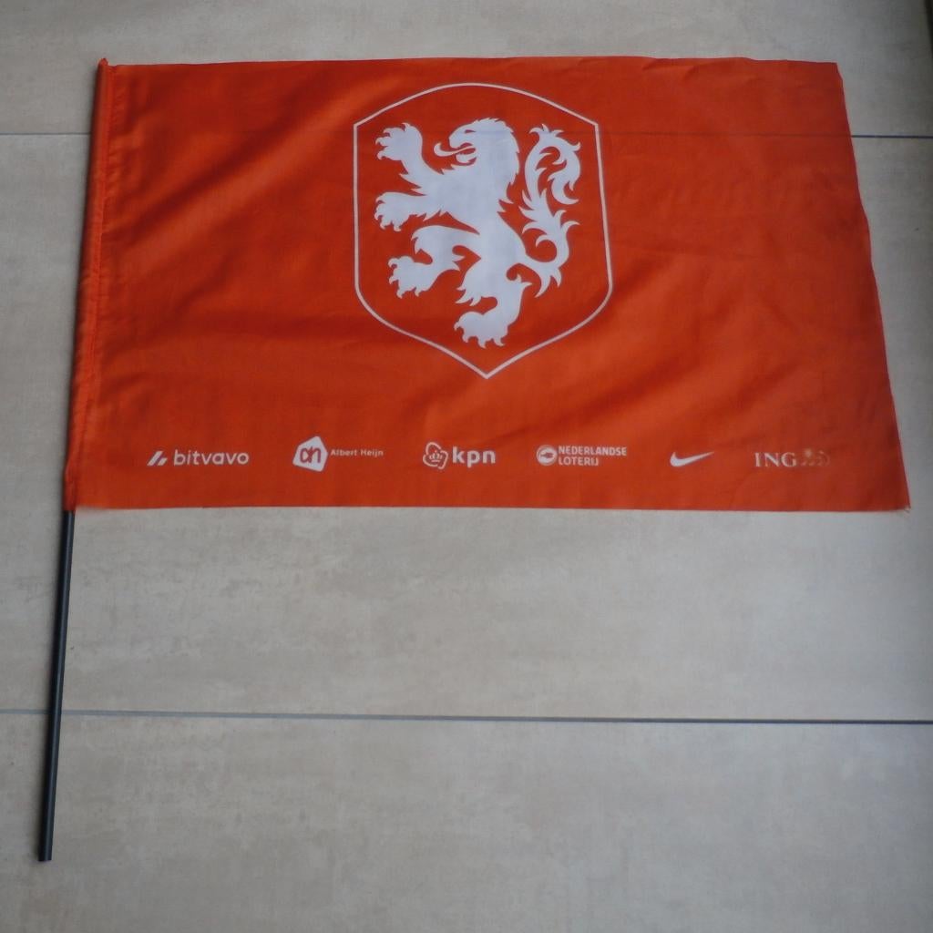 Nederland - Litouwen 4:0 - vlag - Arena - 17-11-25 - bieden, Ophalen of Verzenden, Gebruikt, Overige binnenlandse clubs, Vaantje of Sjaal