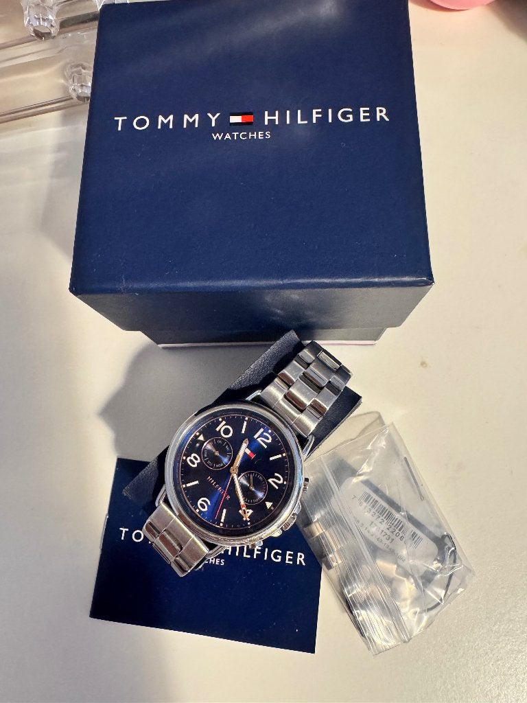 Tommy Hilfiger horloge, Staal, Staal, Polshorloge, Zo goed als nieuw