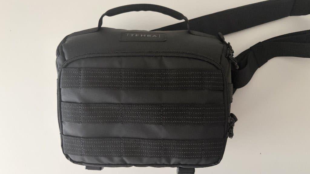 Tenba Axis 4 liter sling/schoudertas, als nieuw, Audio, Tv en Foto, Fotografie | Fototassen, Voorvak, Tenba, Slingtas, Ophalen of Verzenden