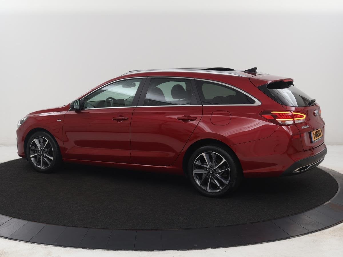 Hyundai i30 Wagon 1.5 T-GDi MHEV Premium Sky | Stoel&Stuurve, Auto's, Gebruikt, Euro 6, 4 cilinders, 160 pk