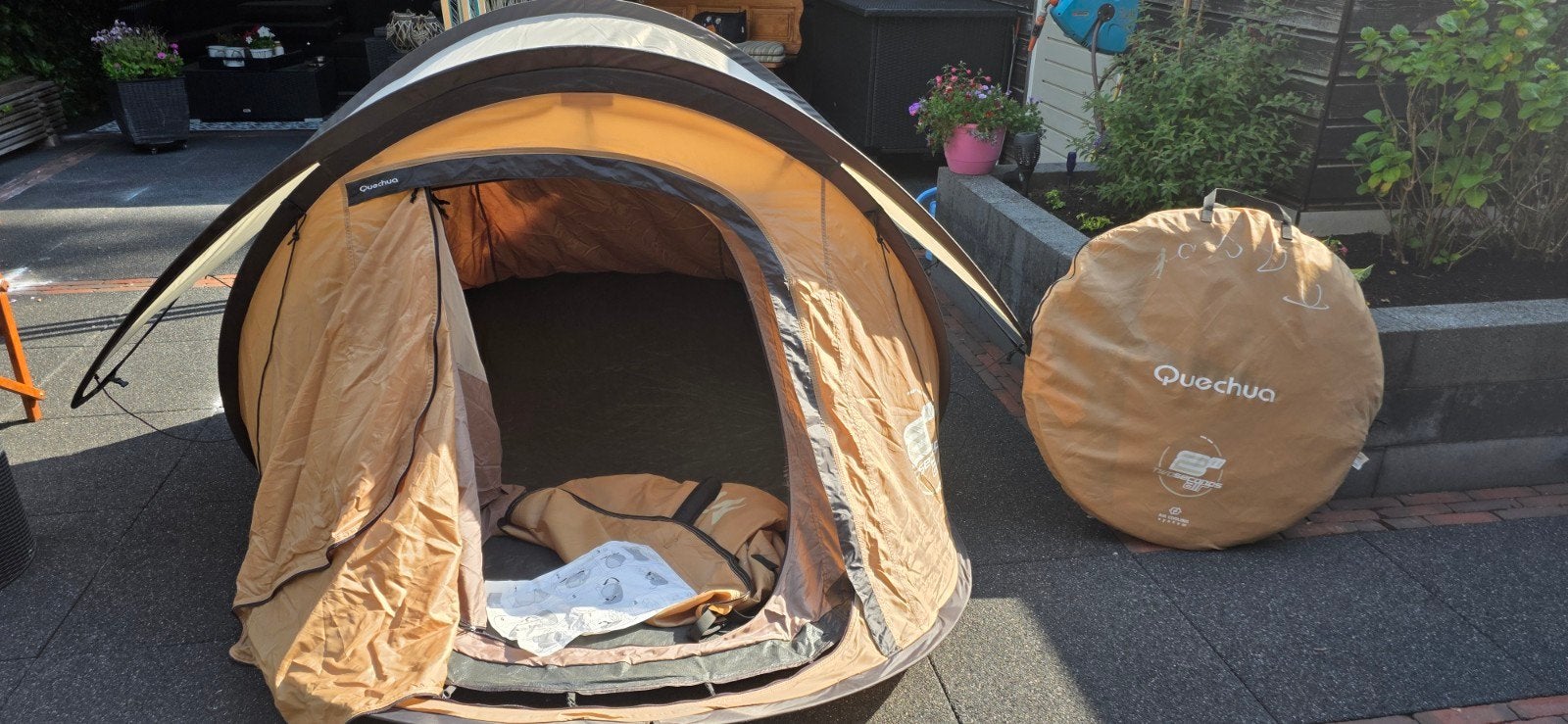 Quechua 2 Seconds opgooitent - Zeer goede staat, Caravans en Kamperen, Tenten, Ophalen of Verzenden