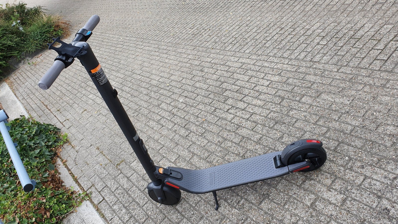 Segway Ninebot ES2 elektrische step, Fietsen en Brommers, Ophalen, Gebruikt, Elektrische step (E-scooter), Ninebot by Segway