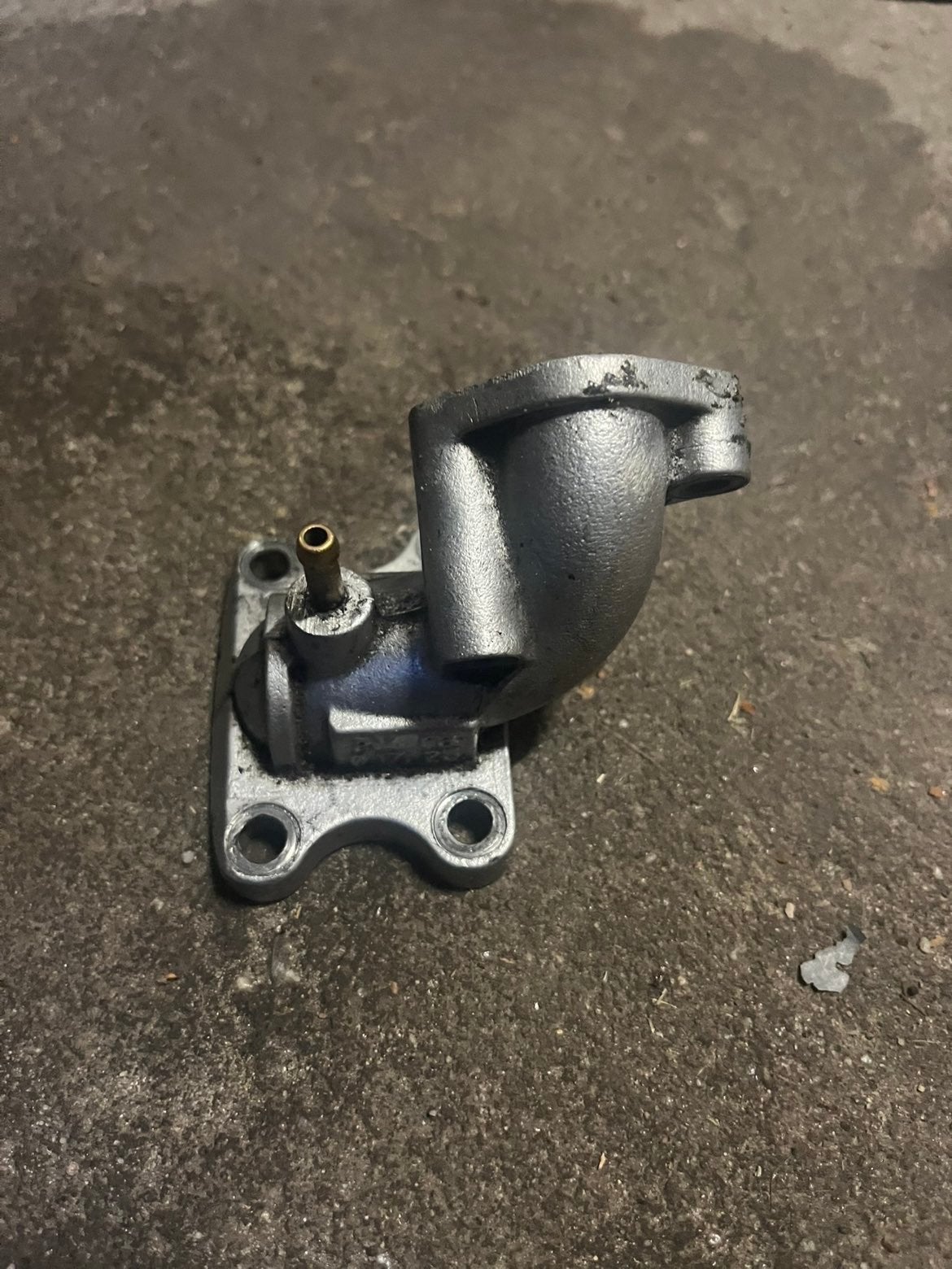 Verticaal inlaatspruitstuk 15mm voor carburateur, Ophalen of Verzenden, Gebruikt, Overige typen